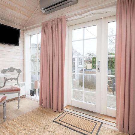 Guesthouse Delisa 페르누 외부 사진