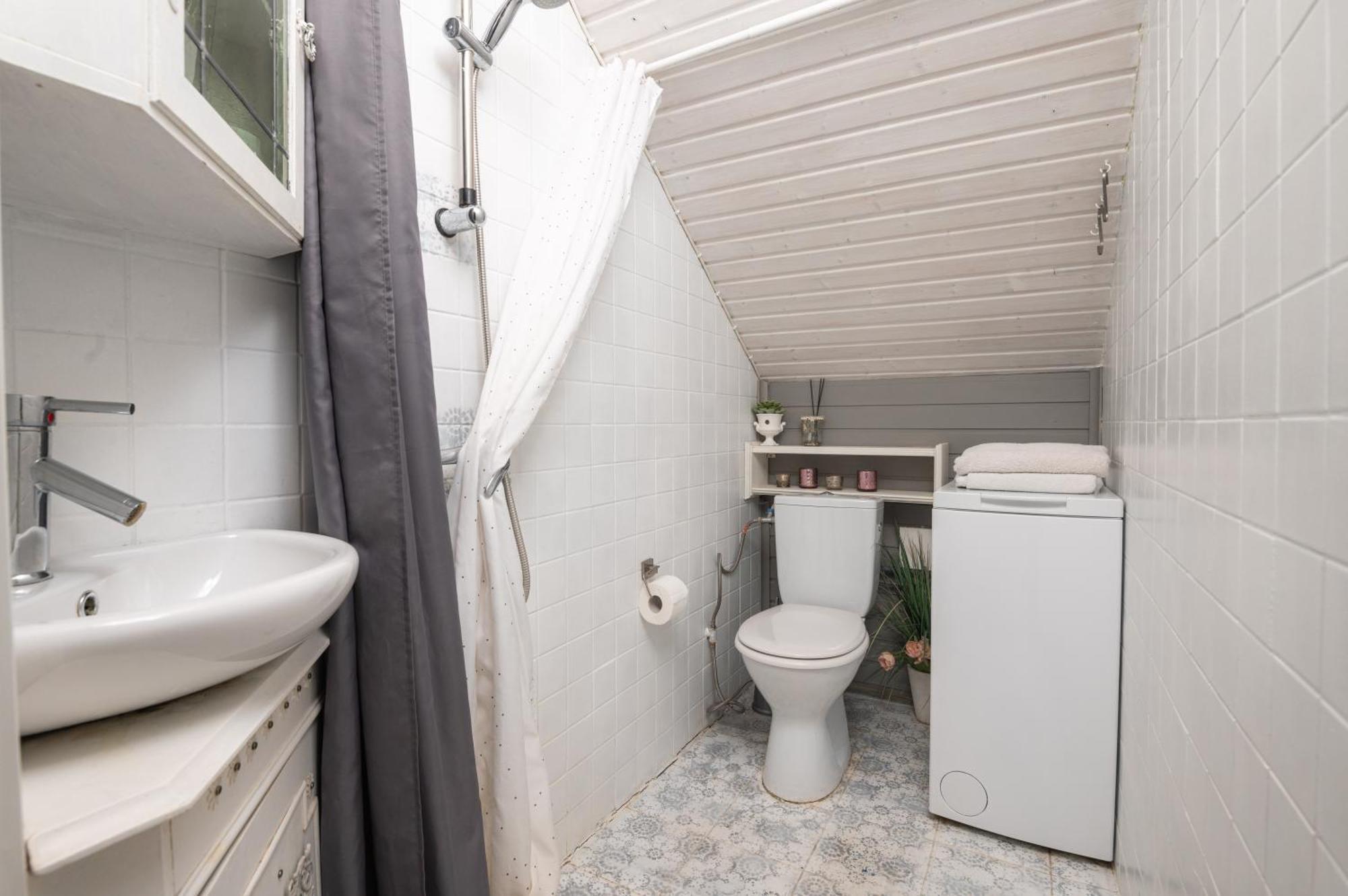 Guesthouse Delisa 페르누 외부 사진